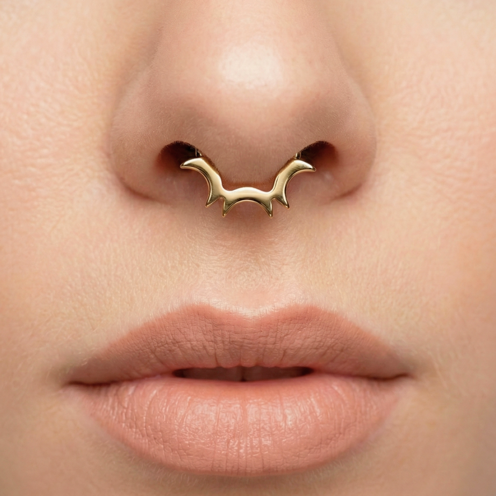 Segmentierter Clicker aus Titan – drei Halbmonde