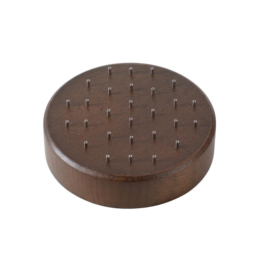 Houten display voor piercingoorbellen – 28 plaatsen – 1,2 mm (16G)